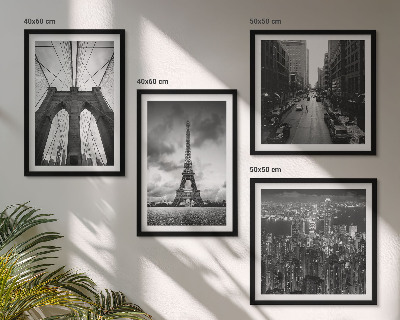 Zarámovaný set obrazov Monochromatické mostné veže