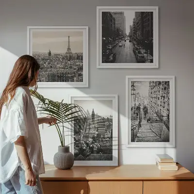 Zarámovaný set obrazov výhľady na Paríž a New York so schodiskom