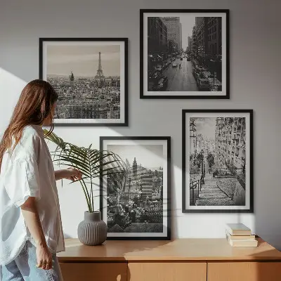 Zarámovaný set obrazov výhľady na Paríž a New York so schodiskom