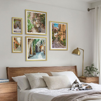 Galéria obrazov na stenu Očarujúce uličky s kvetmi