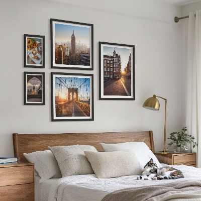 Sada obrazov nad pohovku Očarujúca mestská architektúra