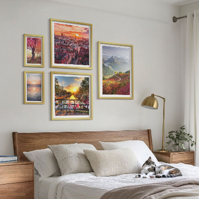 Sada obrazov nad pohovku Výhľady na horskú mestskú prírodu