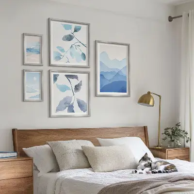 Galéria obrazov na stenu minimalistický modrý prírodný motív