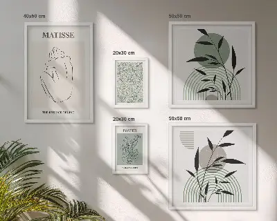 Sada obrazov nad pohovku so štýlovou grafikou rastlín