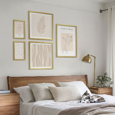 Galéria obrazov na stenu Štýlová grafika žien a rastlín